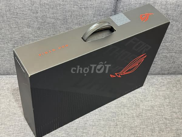 Asus ROG Strix G17 Ryzen 9 7940HX/ 4050 new 100%