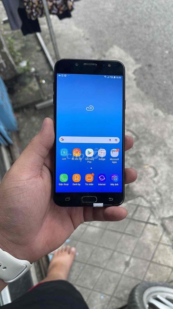 Samsung J7 Plus chạy nhanh mượt 4/32gb