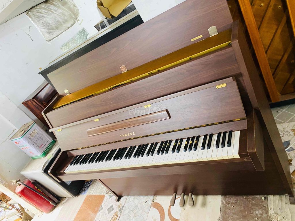 piano cơ yamaha MC101 cao cấp 3 cây seri 4tr1