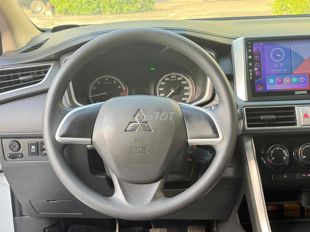 Mitsubishi Xpander 2021 МКПП Белый 85000 км