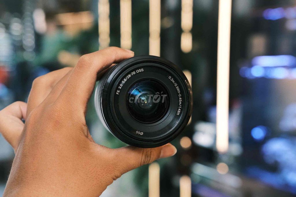 Ống kính Sony FE 28-70mm F3.5-5.6 OSS. Mua bán Máy ảnh, Máy quay tại Quận Bình Thạnh Tp Hồ Chí Minh được đăng bởi Vân Anh 2Tech House hình 1