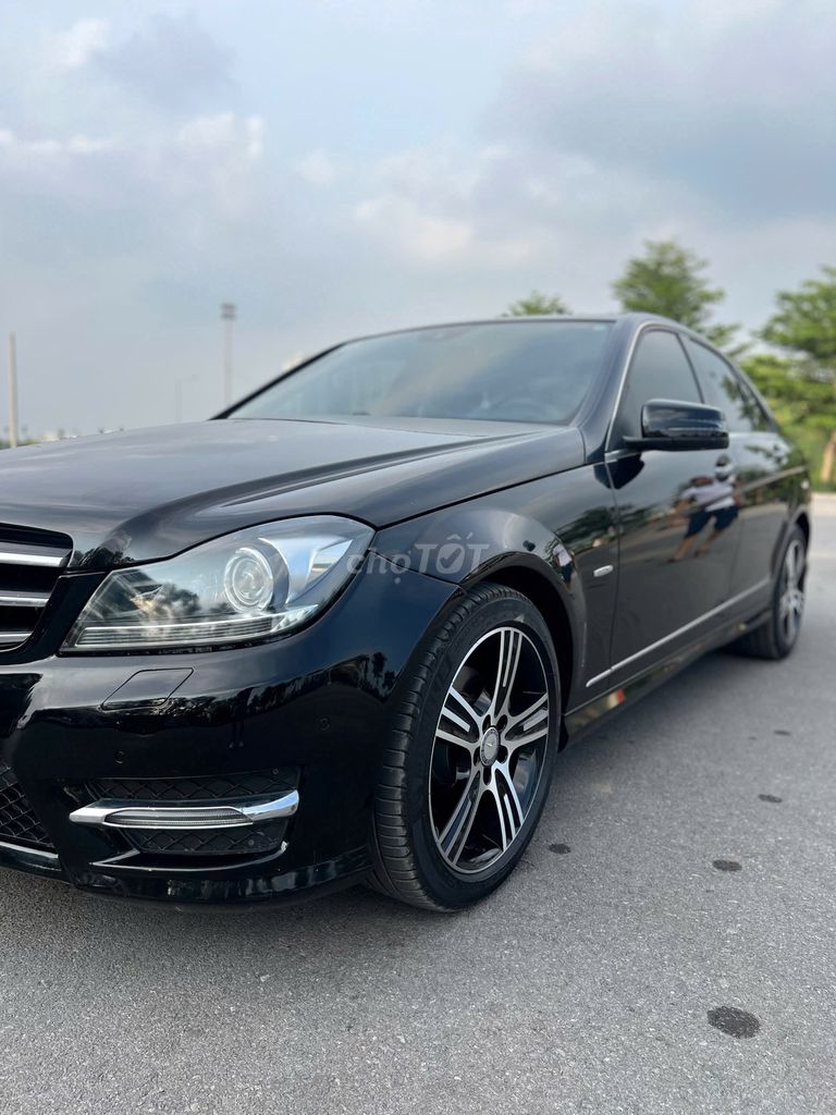 Mercedes Benz C -200 CGI Blue Effiencieny đặc biệt. Mua bán Ô tô tại Quận Thanh Xuân Hà Nội được đăng bởi Vạn Phát  Auto hình 10