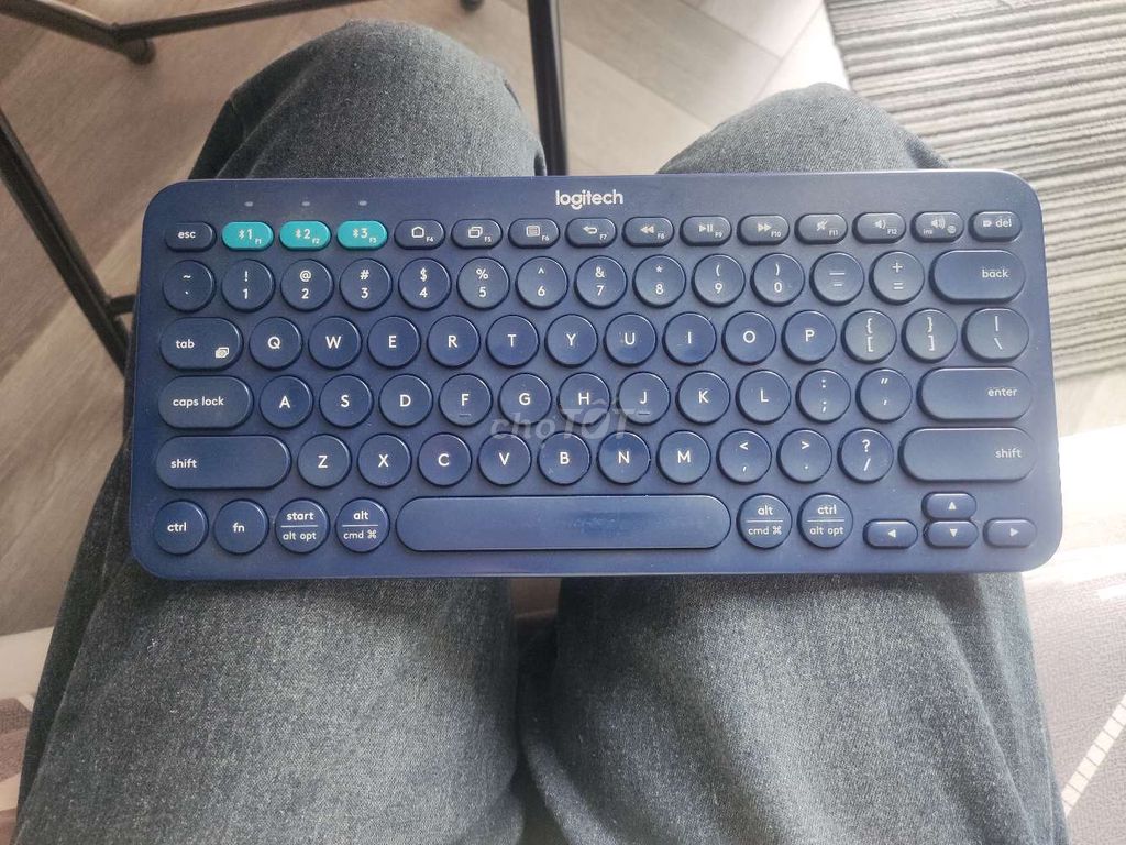Bàn phím Logitech K380 Xanh đậm. Mua bán Phụ kiện (Màn hình, Chuột...) tại Huyện Hoài Đức Hà Nội được đăng bởi Bình Nguyễn Thanh hình 1