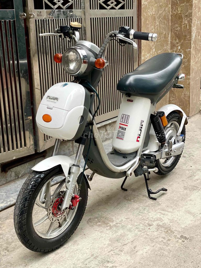 Xe đạp điện Ninja phanh đĩa. Mua bán Xe điện tại Quận Hoàng Mai Hà Nội được đăng bởi Xe Điện Phát Đạt hình 1