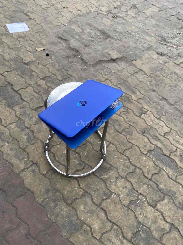 HP Pentium 13 inch Xanh pin 2 h 500k. Mua bán Laptop tại Thành phố Thuận An Bình Dương được đăng bởi phúc cần alo ko nhắn tin  hình 1