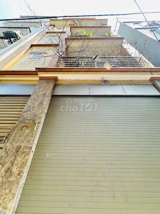 Продажа дома в Чунг Ване, 48 м², 4 этажа, 4 спальни, 8,25 миллиарда долларов