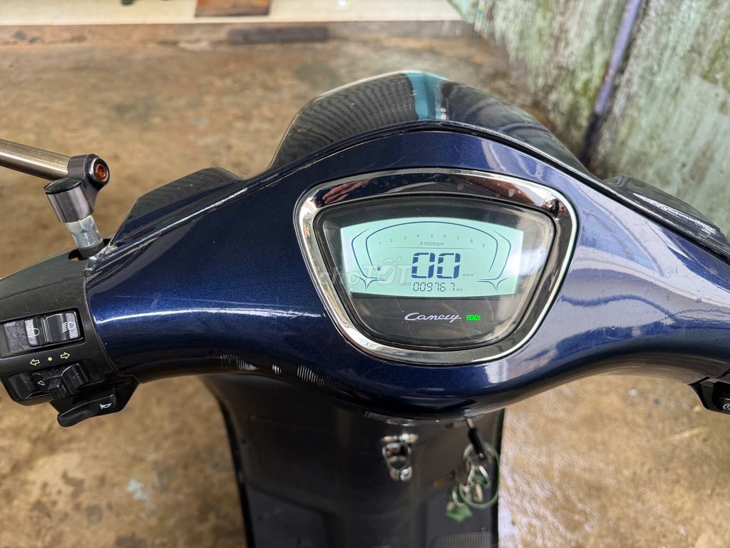 Xe máy Canely 50cc Xanh đậm 11480 km. Mua bán Xe máy tại Quận Bình Thạnh Tp Hồ Chí Minh được đăng bởi Khoa Đăng hình 4