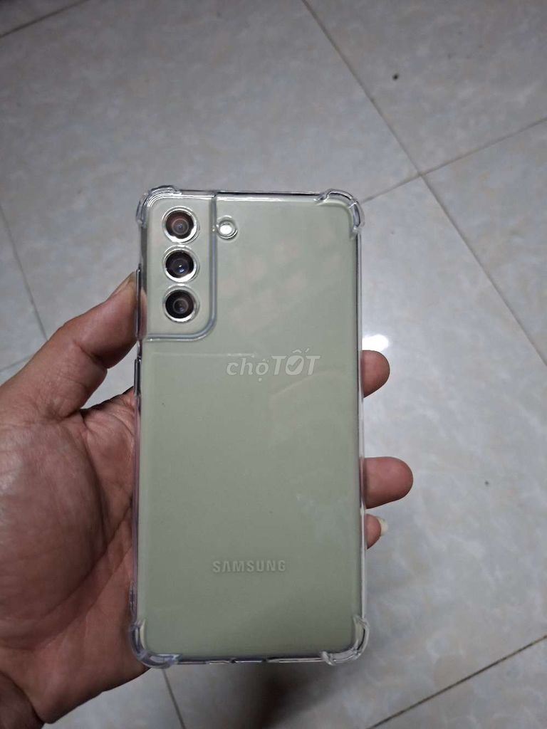Samsung S21 FE 8GB/128GB Xám. Mua bán Điện thoại tại Huyện Lệ Thủy Quảng Bình được đăng bởi Tai hình 1