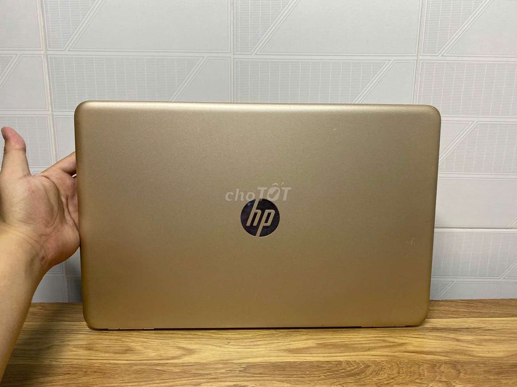 HP Pavilion Màu Kem i5-7200U RAM 8 SSD 256 Full HD