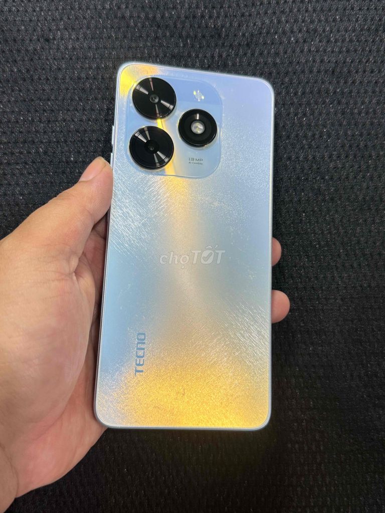 Tecno Spark Go 2024 xanh 4/64gb. Mua bán Điện thoại tại Huyện Củ Chi Tp Hồ Chí Minh được đăng bởi Nam 2666 hình 1