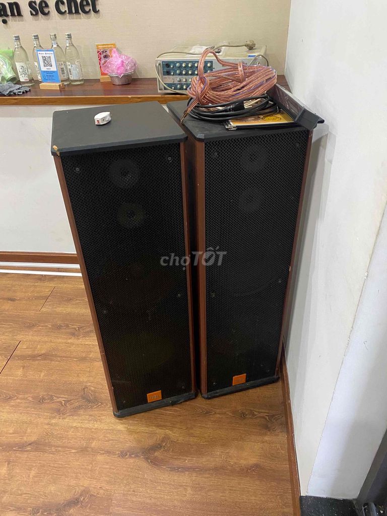 Loa JBL Đen. Mua bán Tivi, Âm thanh tại Thành phố Buôn Ma Thuột Đắk Lắk được đăng bởi Tùng Trần hình 1