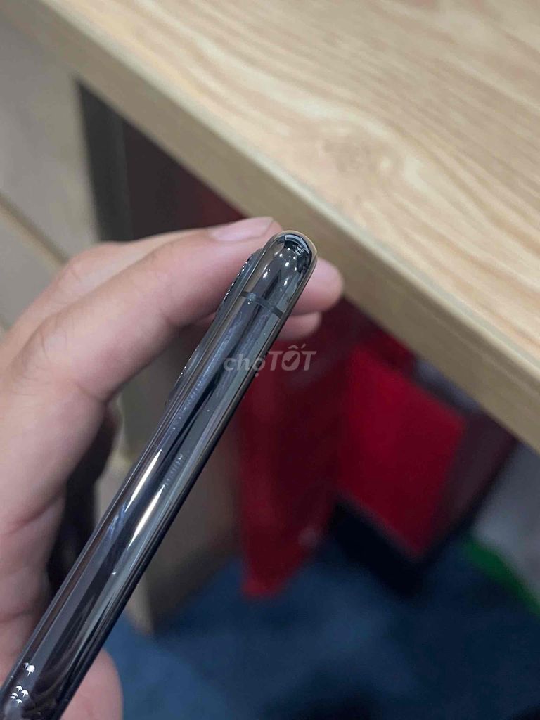 iphone 11 pro max hàng tgdđ còn mới