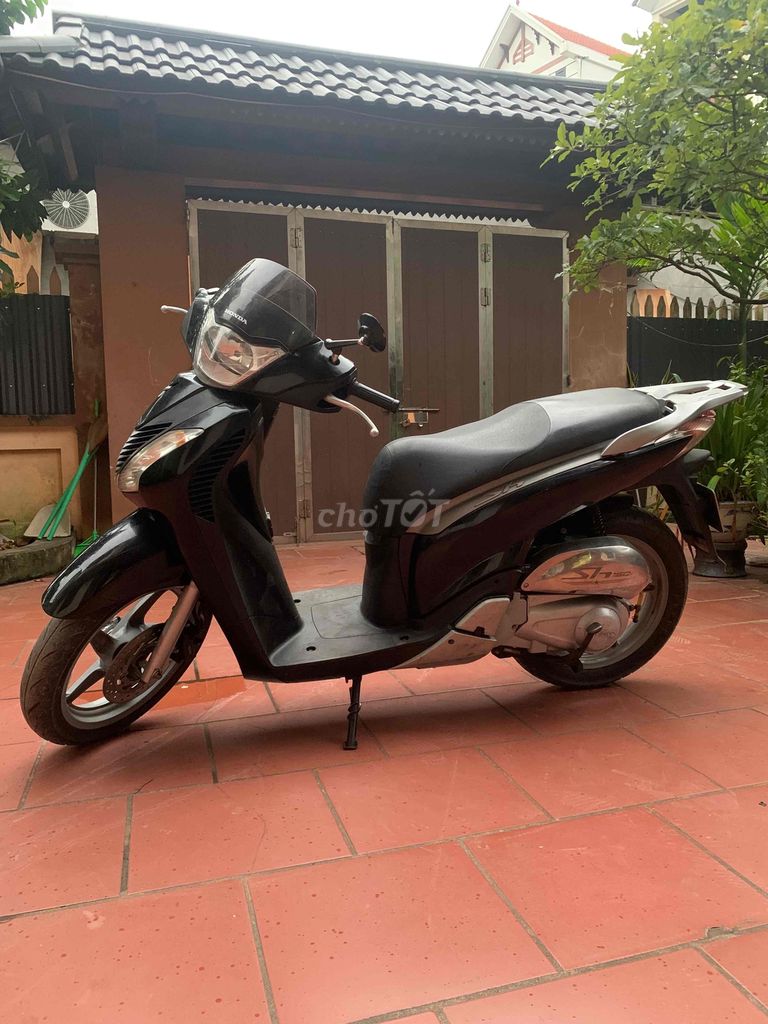 SH125 nhập khẩu Ý nguyên chiếc. không phải thợ. Mua bán Xe máy tại Huyện Chương Mỹ Hà Nội được đăng bởi Quy Dung hình 2