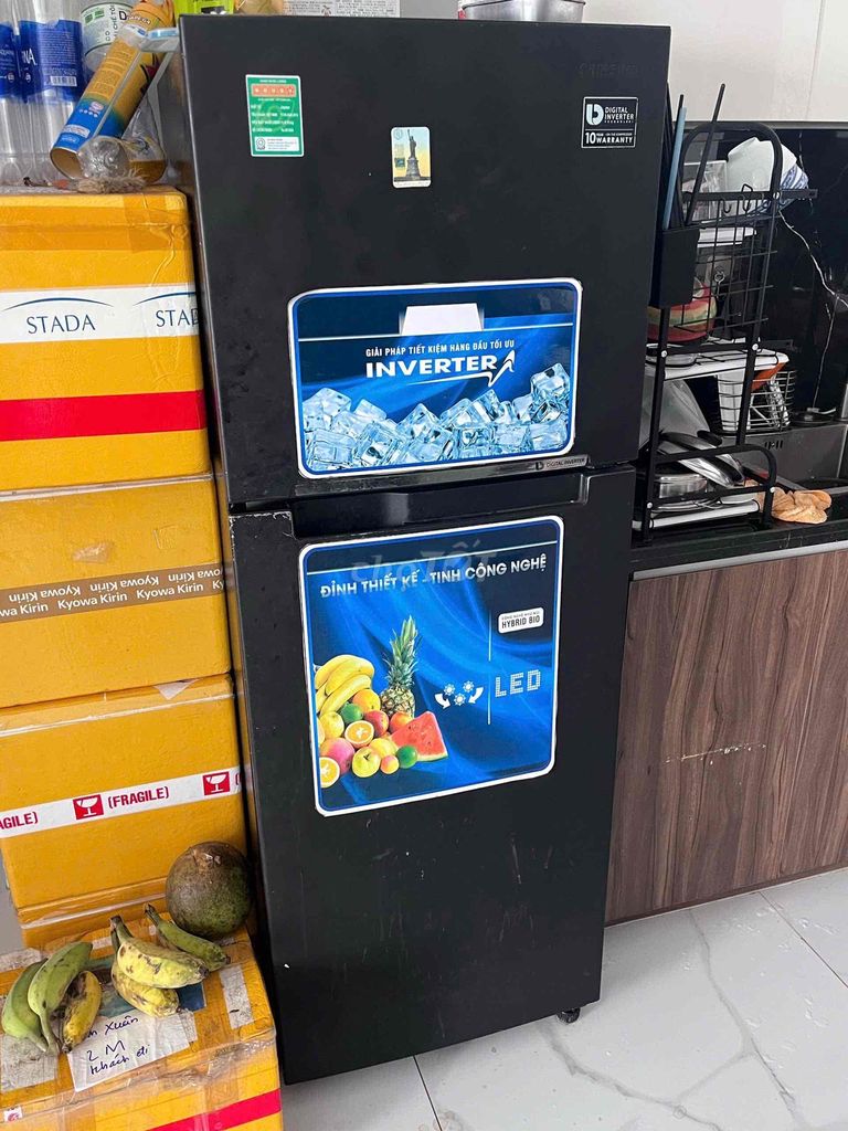 Em cần bán tủ lạnh samsung