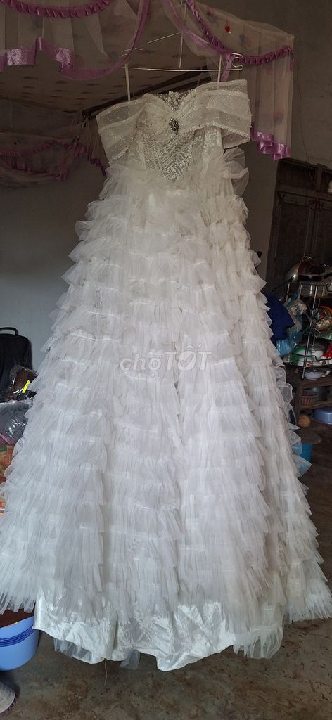 Váy cưới nữ vải voan trắng. Mua bán Quần áo tại Huyện Ea Súp Đắk Lắk được đăng bởi Loan Bế hình 1