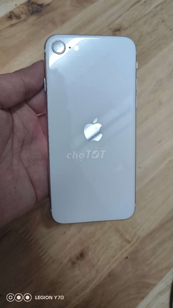 Apple iPhone SE 2020 . Mua bán Điện thoại tại Quận Tân Bình Tp Hồ Chí Minh được đăng bởi Chaien hình 1