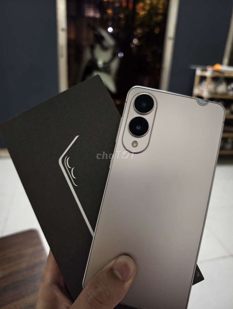 Samsung S25 EDGE 256GB Titan 99% Fullbox. Mua bán Điện thoại tại Thành phố Thủ Đức Tp Hồ Chí Minh được đăng bởi mr Hải hình 1