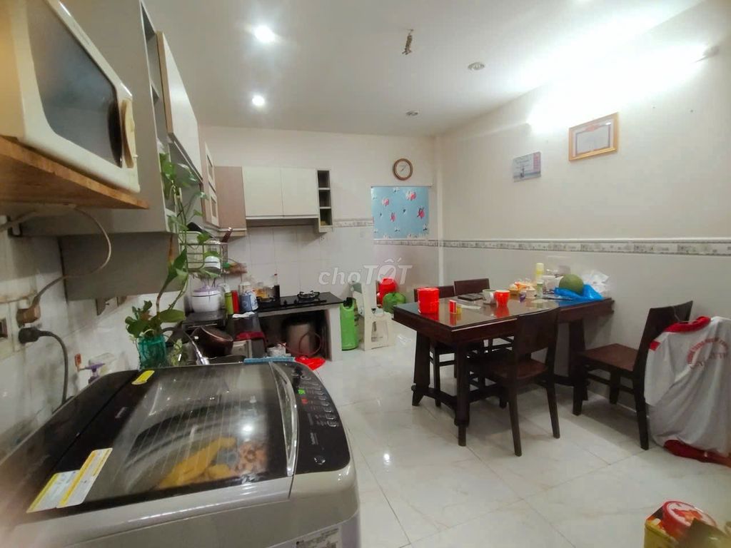 Cho thuê nhà riêng Full nội thất(2PN,2WC,2Sân,1PK,1Bếp)_11,5tr/th 60m2