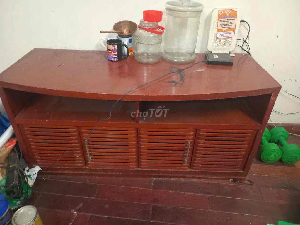 Kệ TV gỗ, sofa da và bàn học vi tính. Mua bán Tủ, kệ gia đình tại Quận Hoàn Kiếm Hà Nội được đăng bởi Lina hình 1
