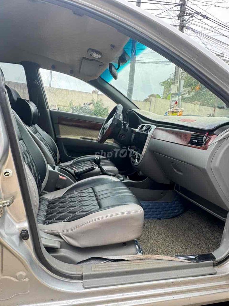 Daewoo Lacetti Số sàn 5 chỗ Bạc. Mua bán Ô tô tại Huyện Ea Kar Đắk Lắk được đăng bởi an khang hình 9