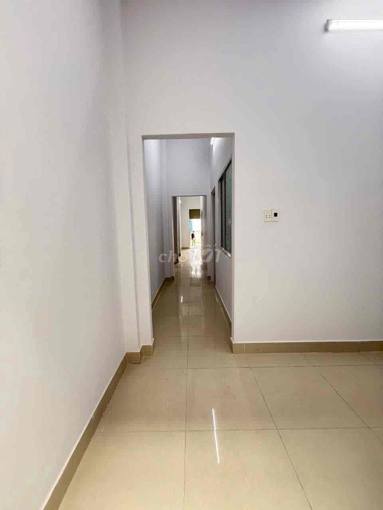 BÁN NHÀ MẶT TIỀN KINH DOANH THUẬN GIAO 18 GIÁ HỜI SÂN RỘNG. Mua bán Văn phòng, Mặt bằng kinh doanh tại Thành phố Thuận An Bình Dương được đăng bởi Bùi Thuỳ Dương hình 7