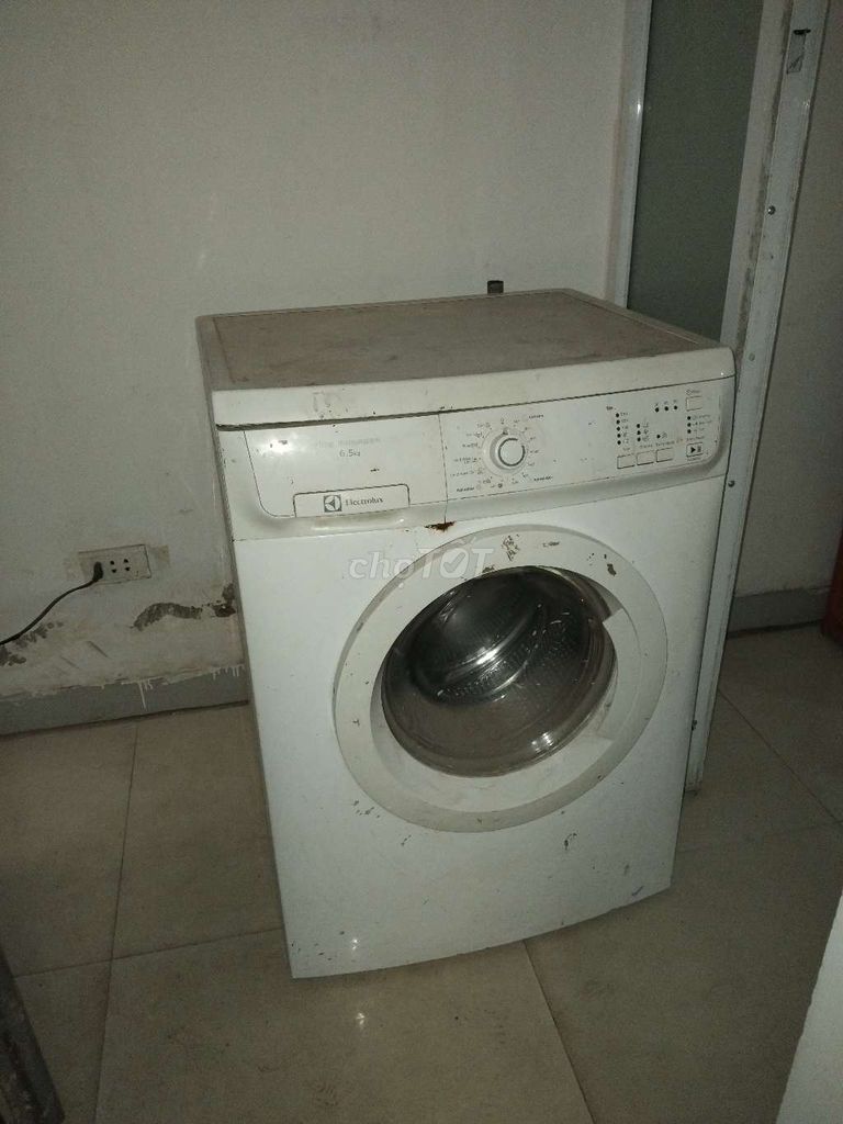 Máy giặt Electrolux 6.5kg Trắng đã sử dụng. Mua bán Máy giặt tại Quận Ba Đình Hà Nội được đăng bởi hop tran hình 1