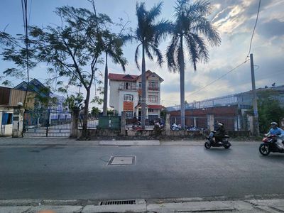 BIỆT THỰ  MẶT TIỀN VƯỜN LÀI. AN PHÚ ĐÔNG.. Mua bán nhà ở tại Quận 12 Tp Hồ Chí Minh được đăng bởi Trương Anh Hiền