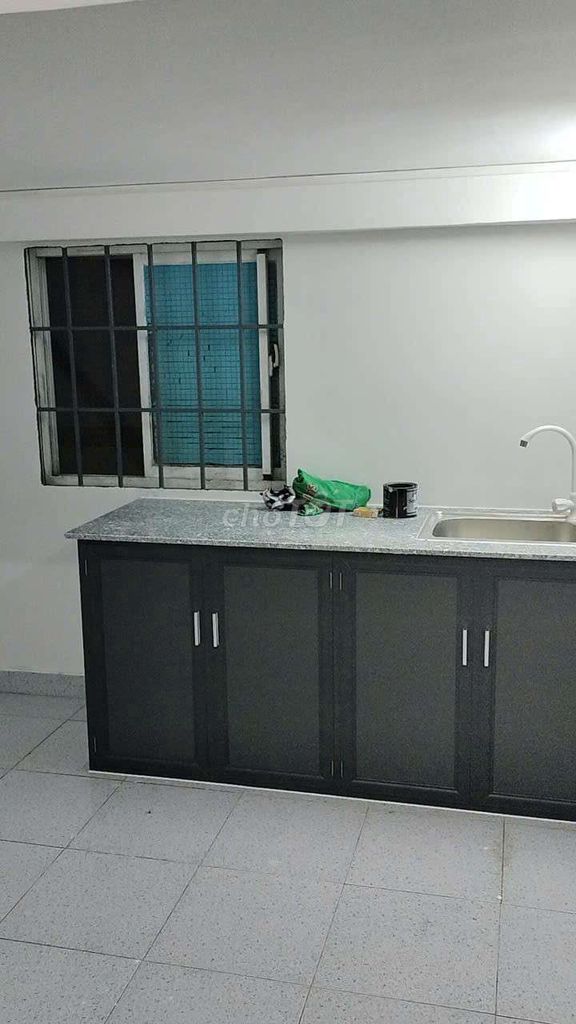 Căn hộ 100% tiền 450 triệu. Có sổ hồng. Còn bớt Lộc