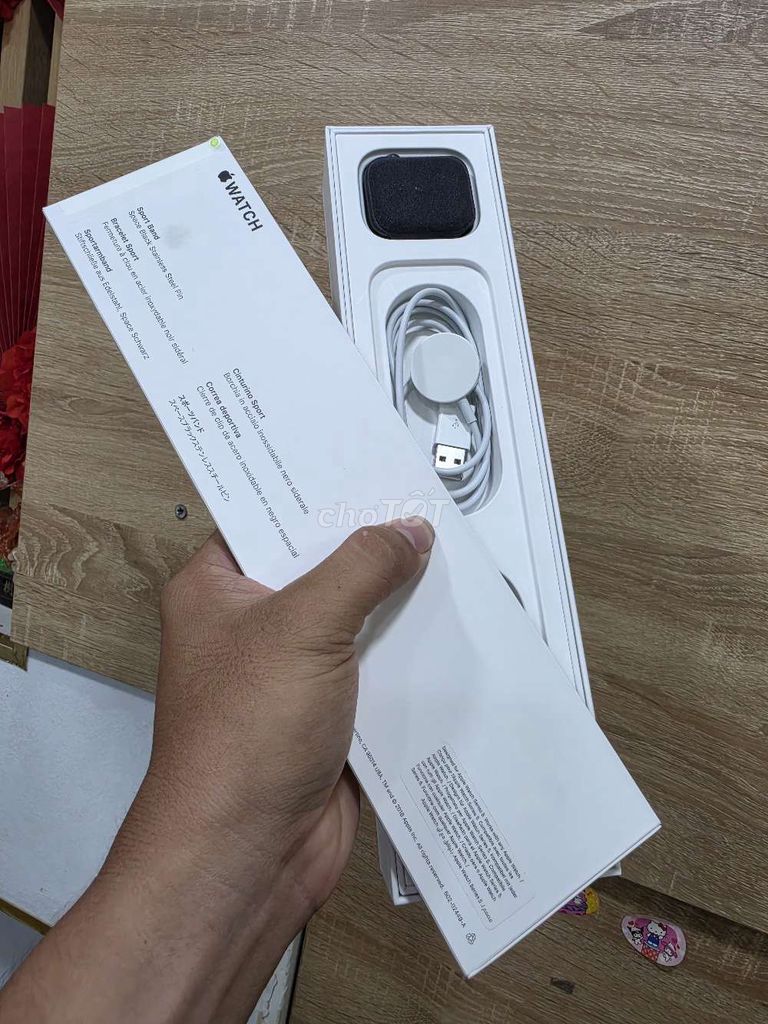 Apple Watch Series 5 mới 100% hư pin. Mua bán Thiết bị đeo thông minh tại Quận 10 Tp Hồ Chí Minh được đăng bởi Thắng GFT hình 1
