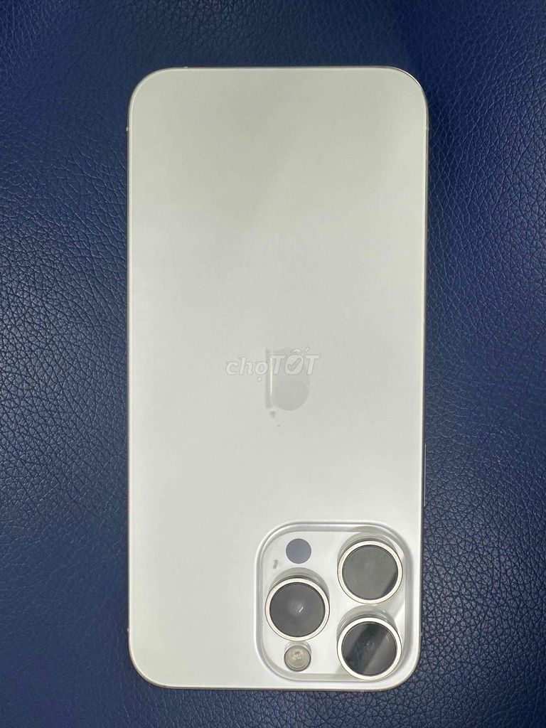 iPhone 15 Pro Max Bạc. Mua bán Điện thoại tại Quận Cẩm Lệ Đà Nẵng được đăng bởi Minh Phúc hình 1