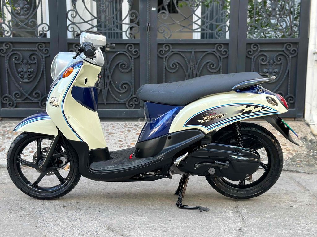 Classico ghi đông trần 2009. Mua bán Xe máy tại Quận Bình Tân Tp Hồ Chí Minh được đăng bởi TN  hình 7