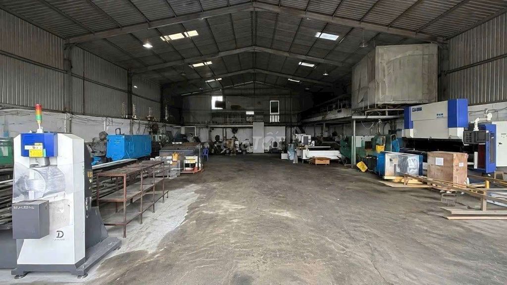 Cho Thuê Nhà Xưởng 500m MT QL1A An Phú Đông Q12. Đường Xe container 