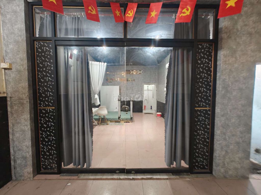 Cho thuê phòng nội thất cơ bản 2tr5-3tr ở Võ Thị Sáu . Quyết Thắng củ