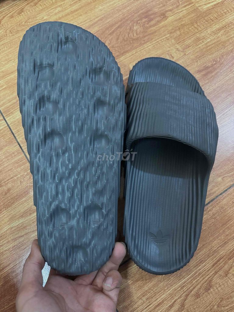 dép adidas. Mua bán Giày dép tại Quận Bình Tân Tp Hồ Chí Minh được đăng bởi Thành long hình 3