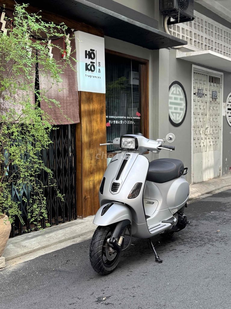 Vespa S 125 . 3vie . máy zin êm . chính chủ. Mua bán Xe máy tại Quận Phú Nhuận Tp Hồ Chí Minh được đăng bởi  vespa Nam Phương hcm  hình 10