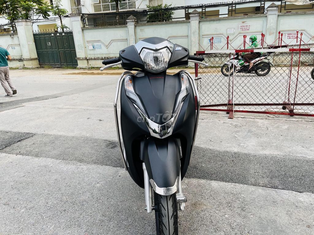 Honda Lead Черный, красный чехол нового качества