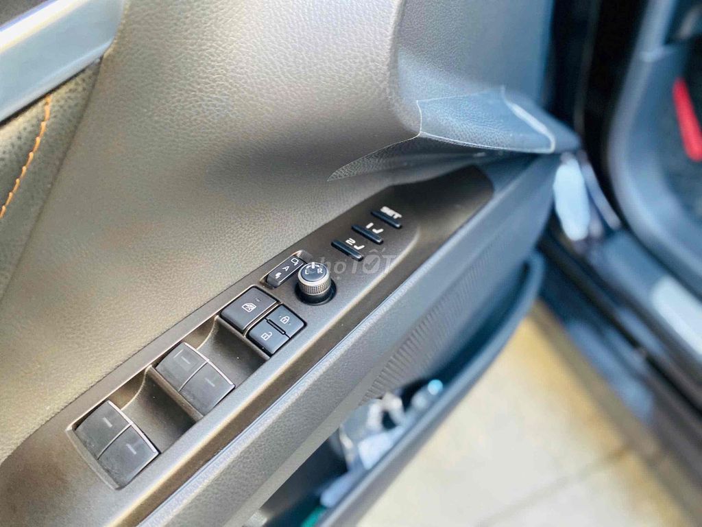 Camry 2022 2.5Q Nhập Thái Odo 2v Cực Mới Giá Tốt. Mua bán Ô tô tại Thành phố Dĩ An Bình Dương được đăng bởi Trương Công Lý hình 16