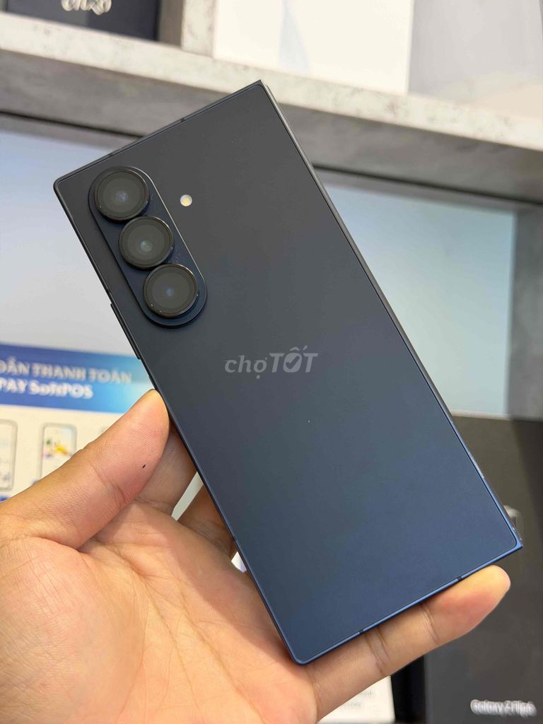 Samsung Z Fold 7 1TB Đen Việt Nam 2 sim 98%. Mua bán Điện thoại tại Quận 3 Tp Hồ Chí Minh được đăng bởi Trịnh Quang Linh hình 1
