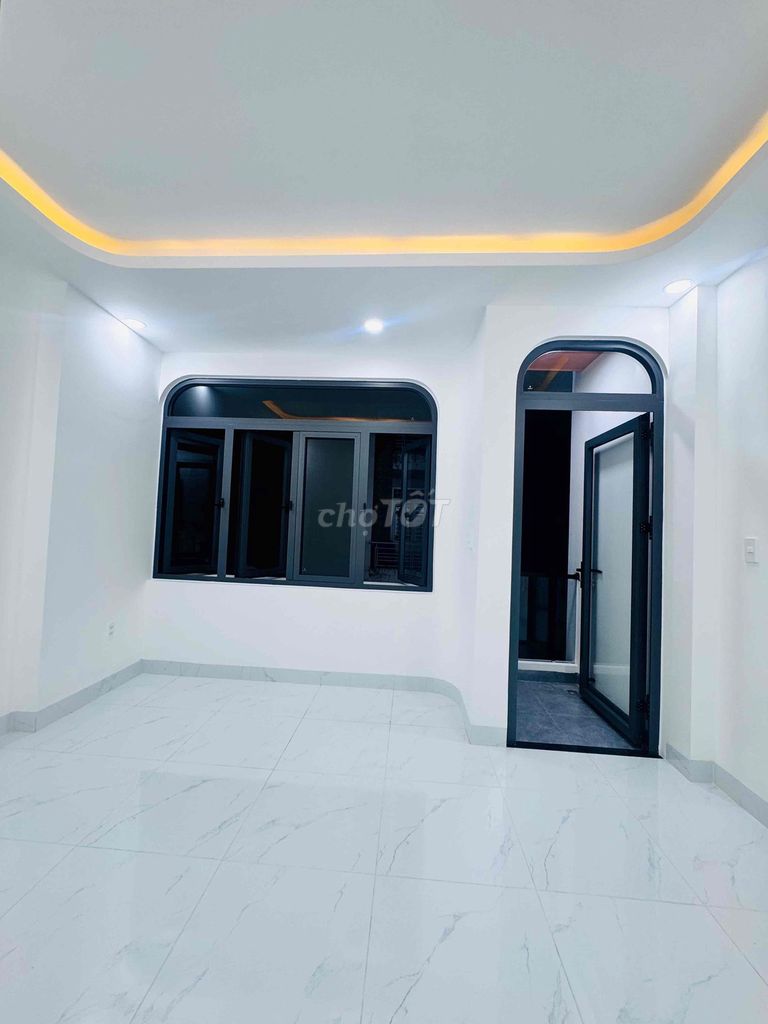Chính Chủ bán nhà mới xây 4 Tầng sau chợ Long Trường view Landmark - ảnh 5