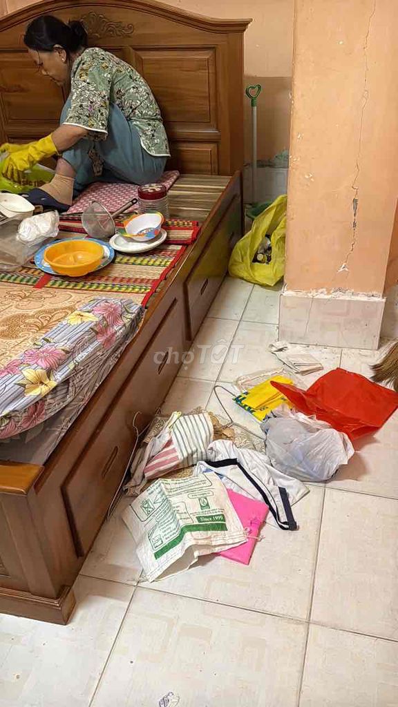 bán giường gỗ đã sử dụng. Mua bán Giường, chăn ga gối nệm tại Quận Bình Thạnh Tp Hồ Chí Minh được đăng bởi Lê Quốc Cường hình 2