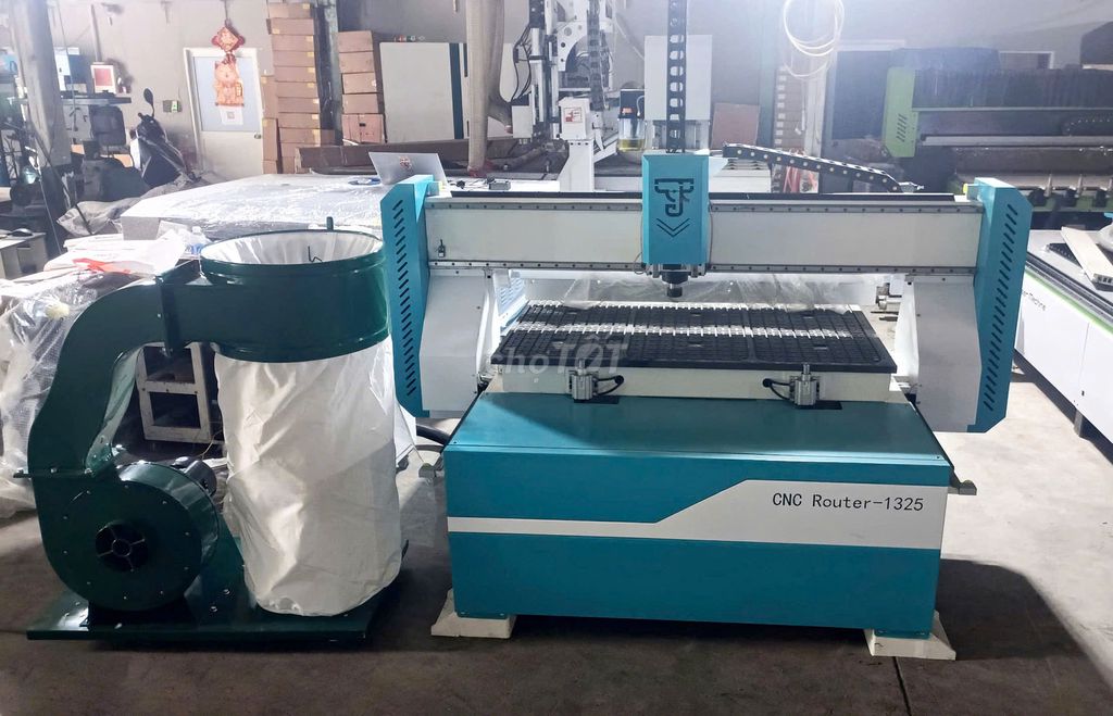 Máy CNC 1325 bàn hút chân không – cắt đẹp, giá tốt. Mua bán Đồ chuyên dụng, Giống nuôi trồng tại Huyện Thanh Trì Hà Nội được đăng bởi Đạt Trần Quang hình 1