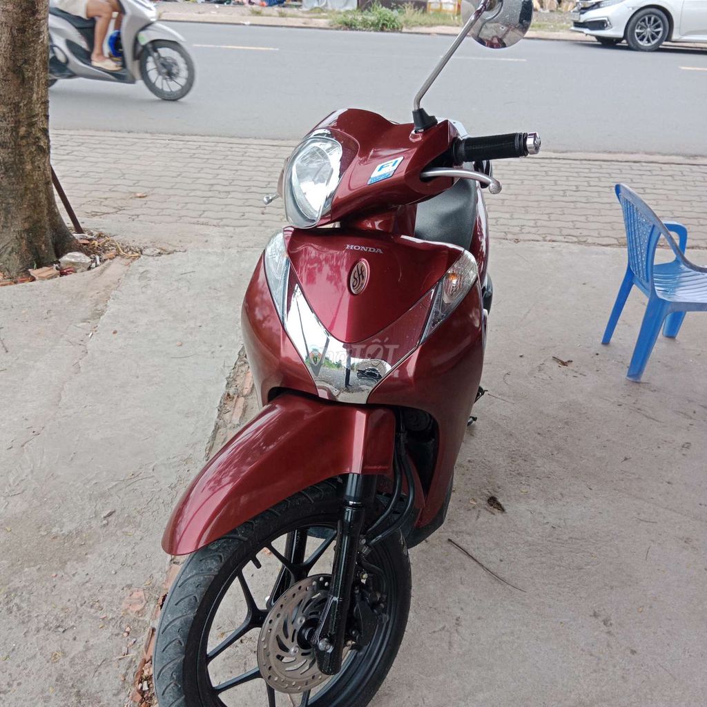 Honda SH Mode 125 2014 Đỏ chính chủ kí giấy. Mua bán Xe máy tại Huyện Bình Chánh Tp Hồ Chí Minh được đăng bởi minh tuấn  hình 1