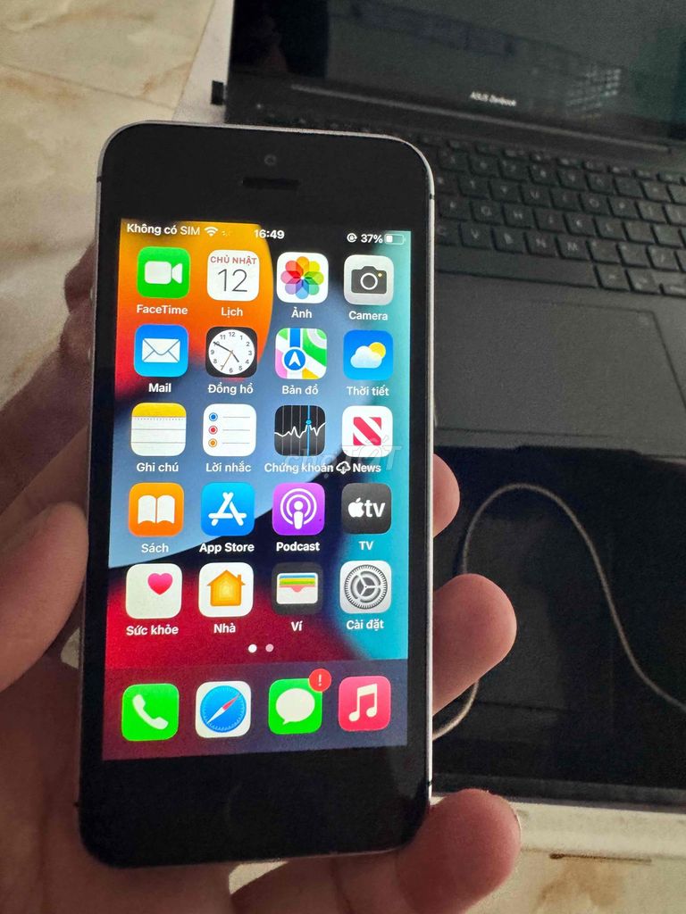 Apple iPhone SE 32GB Bạc. Mua bán Điện thoại tại Thành phố Thuận An Bình Dương được đăng bởi  huỳn tài hình 1