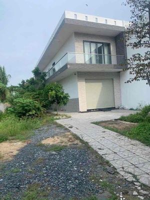 Nhà Sân Vườn Gần Chợ Bà Bộ Nguyễn Văn Linh. Cho thuê nhà ở tại Quận Ninh Kiều Cần Thơ được đăng bởi Nguyễn Chấn Hiệp