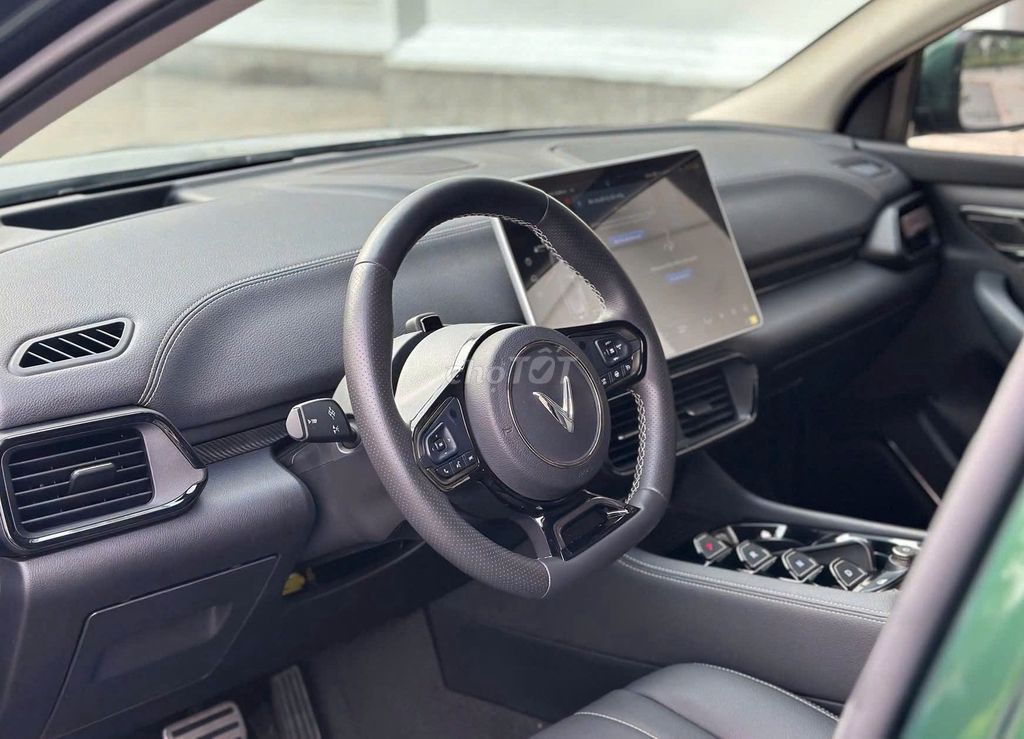 VinFast VF8 Trắng Eco 2022 màu trắng. Mua bán Ô tô tại Quận Cầu Giấy Hà Nội được đăng bởi Vinfast Ocean Park Gia Lâm Hà Nội hình 8