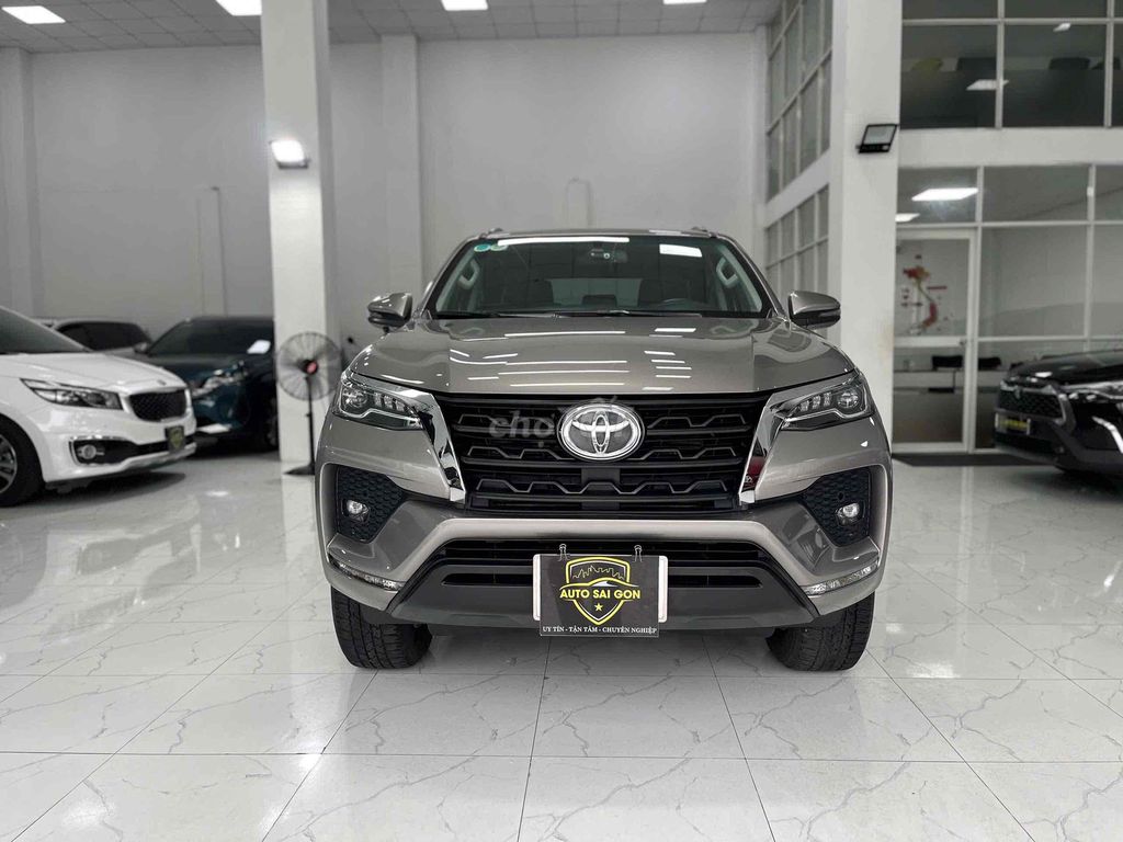 Toyota Fortuner 2022 2.4 4x2 AT - 36000 km. Mua bán Ô tô tại Thành phố Thủ Đức Tp Hồ Chí Minh được đăng bởi Auto Saigon Xe Qua Sử Dụng hình 1