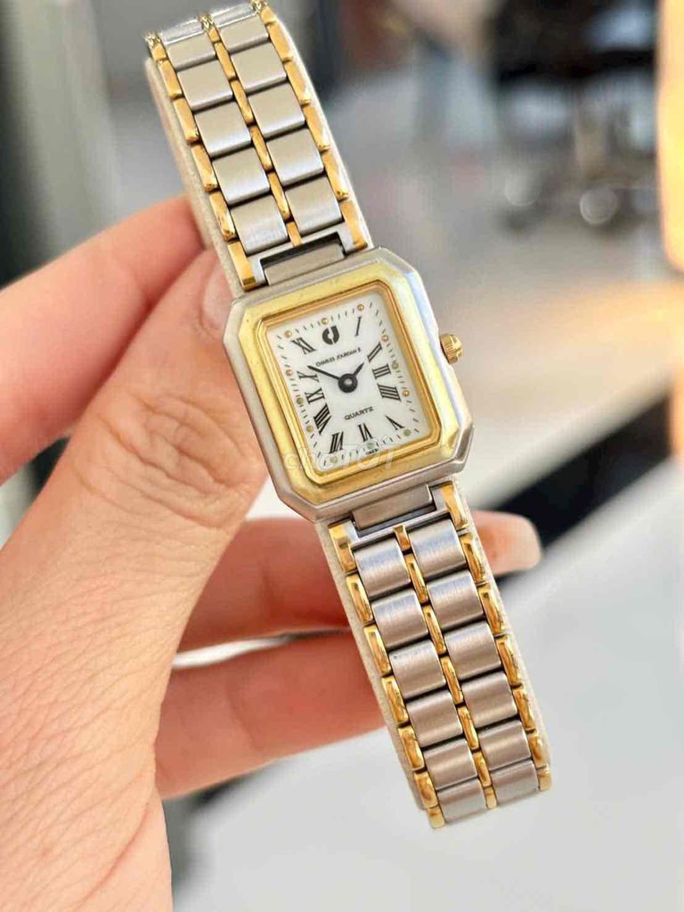 Đồng hồ CHARLES JOURDAN Nữ 25mm. Mua bán Đồng hồ tại Huyện Cam Lâm Khánh Hòa được đăng bởi TRƯƠNG THỊ SHOP hình 1