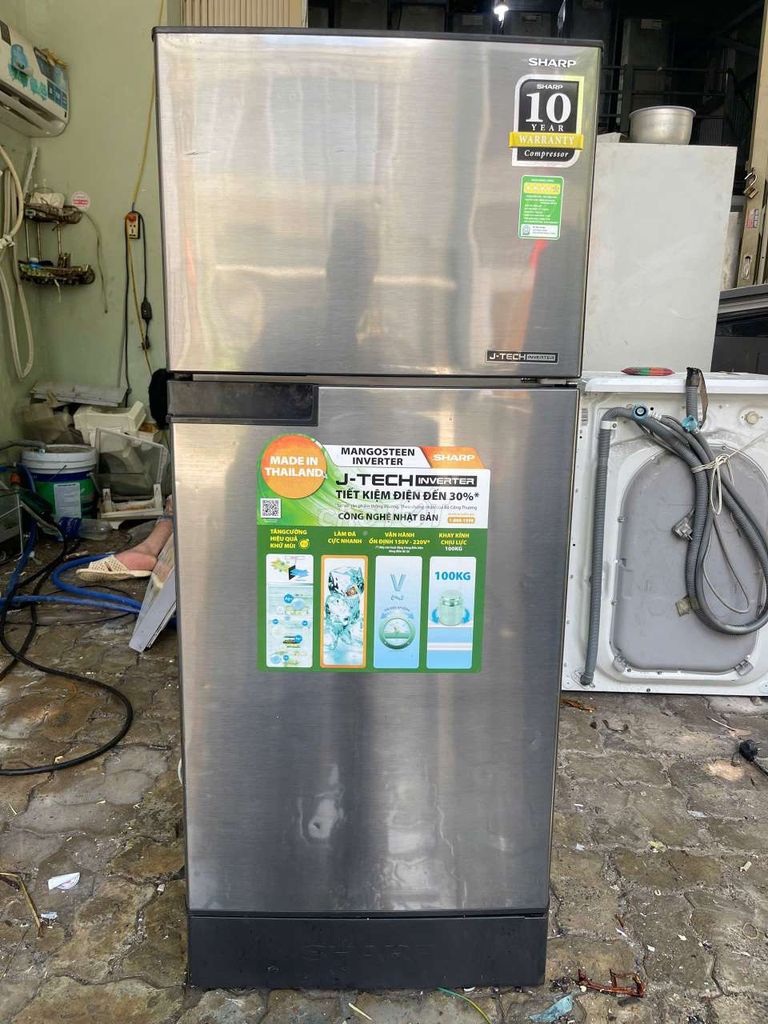 Tủ lạnh Sharp 160 lít Inverter. Mua bán Tủ lạnh tại Quận Thanh Khê Đà Nẵng được đăng bởi ĐIỆN MÁY QUỐC KHÁNH  hình 1