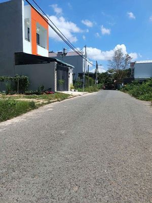 HOT! Đất Trung Tâm TDM - Ngay Chợ Tương Bình Hiệp,83m² Giá Chỉ 1.85Tỷ!. Mua bán đất tại Thành phố Thủ Dầu Một Bình Dương được đăng bởi Ngọc Hằng
