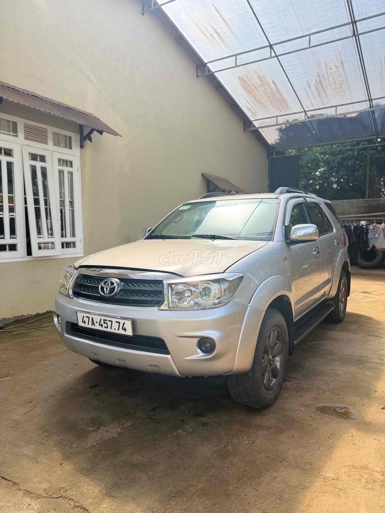 Toyota Fortuner 2010 Bạc. Mua bán Ô tô tại Huyện Bảo Lâm Lâm Đồng được đăng bởi Thành Đạt hình 4